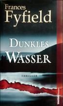 Dunkles Wasser